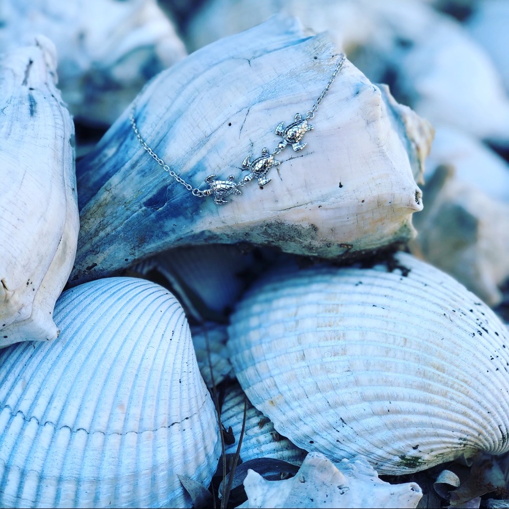 Turtle sterling silver anklet